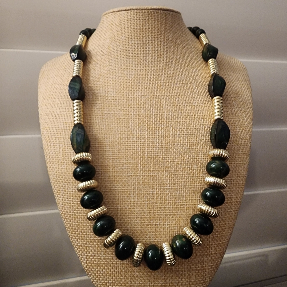 Vintage Mixed Green Marble Swirl Acrylic Beaded Statement Necklace Gold Accents